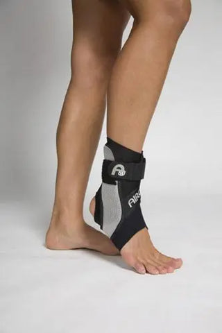 A60 Ankle Support Brace Medium Left M 7.5-11.5 W 9-13.